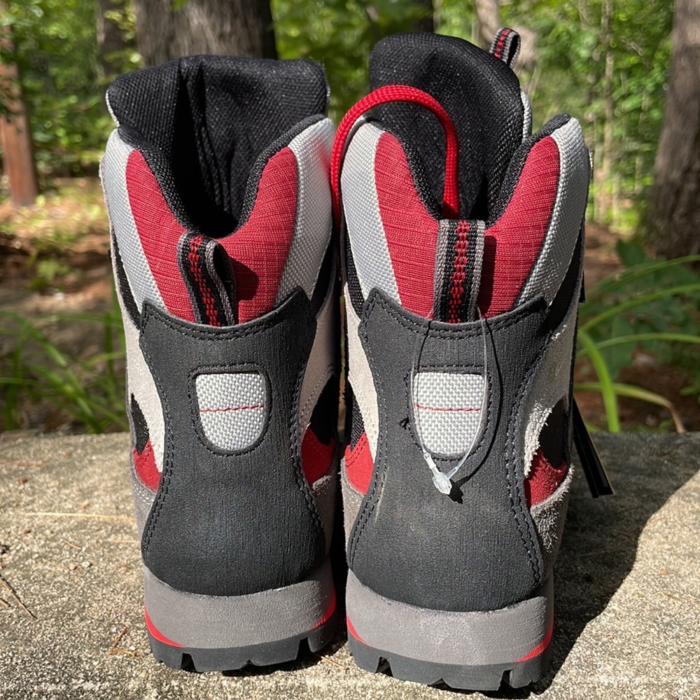 Garsport Leather Waterproof Trekking Boots, Size 38 (US 7 1/2) - Picture 4 of 10